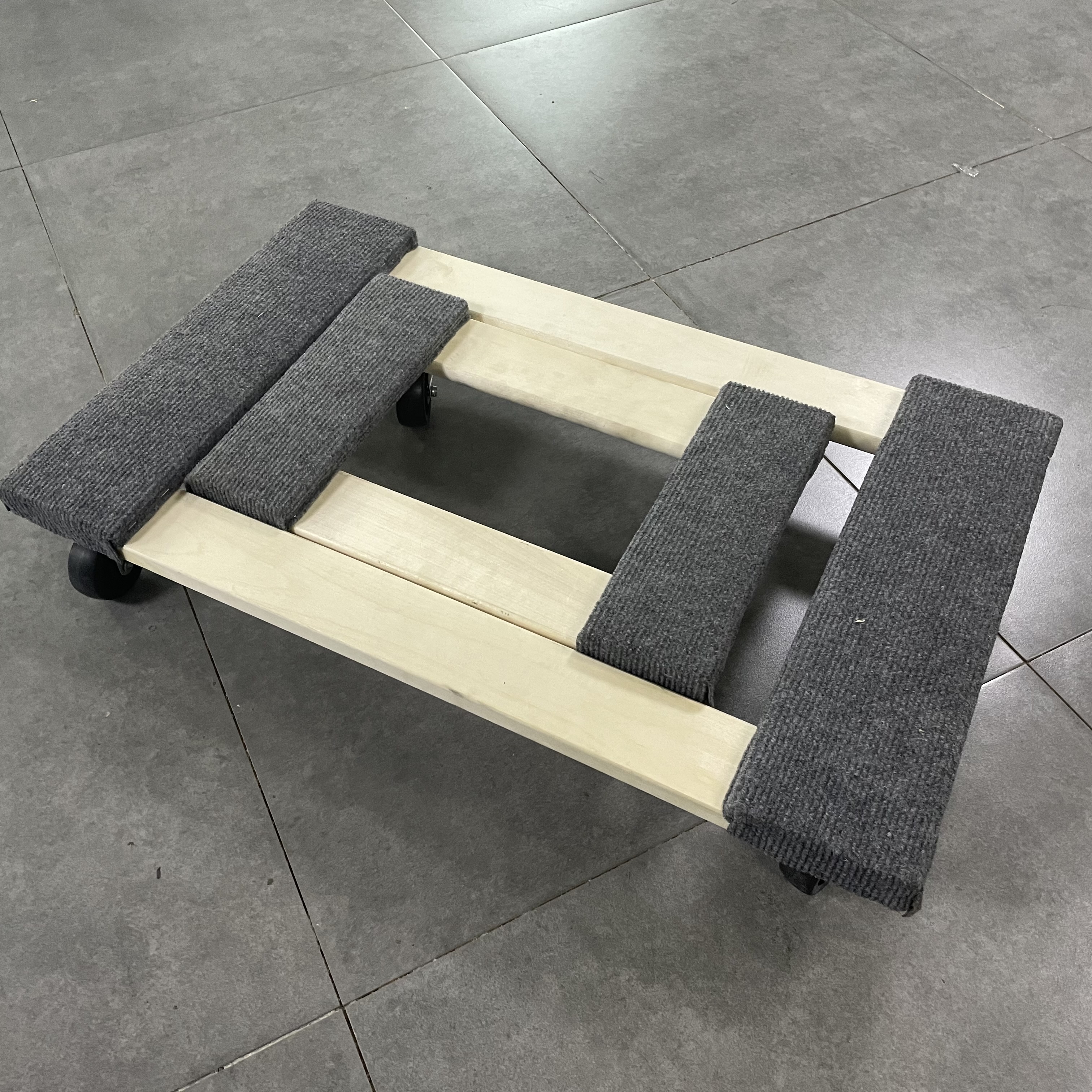 Wooden Standard Rug /Carpet Moving Dolly 4-Wheeled Dolly for Moving and Storage