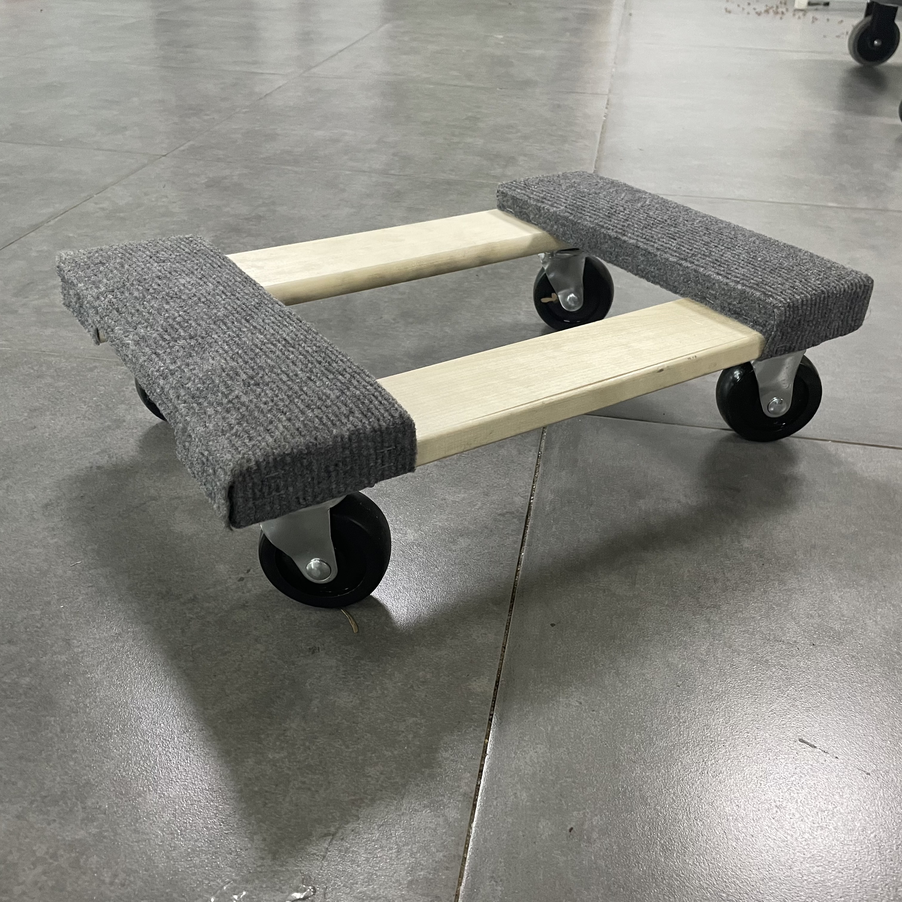 Wooden Standard Rug /Carpet Moving Dolly 4-Wheeled Dolly for Moving and Storage